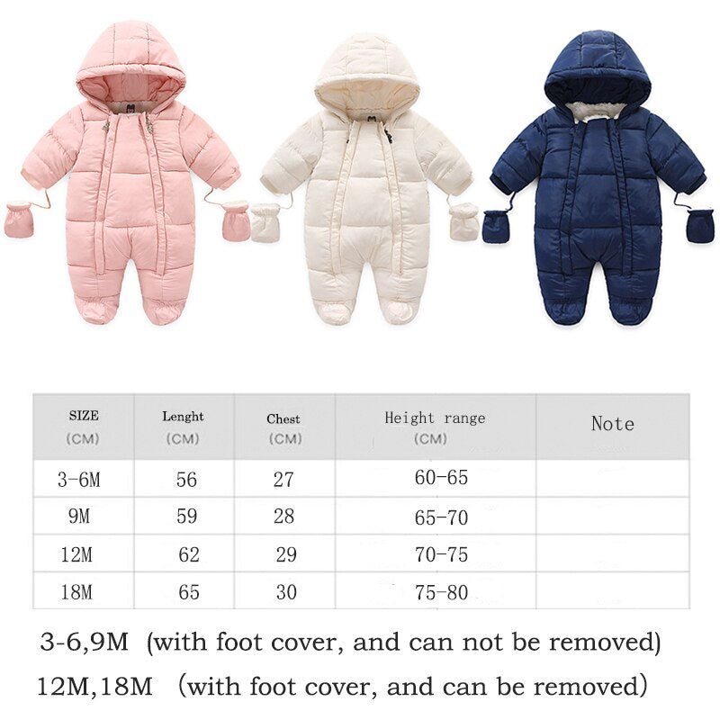 Buzo de invierno para bebé con guantes integrados