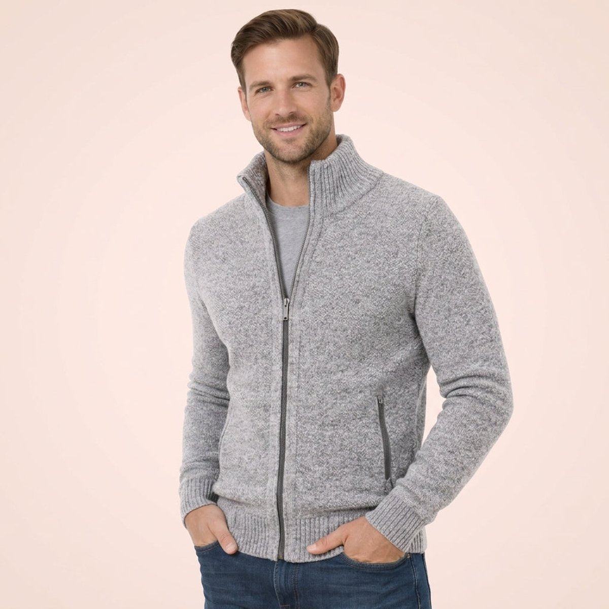 Cárdigan de lana merino para hombre con cremallera y cuello alto