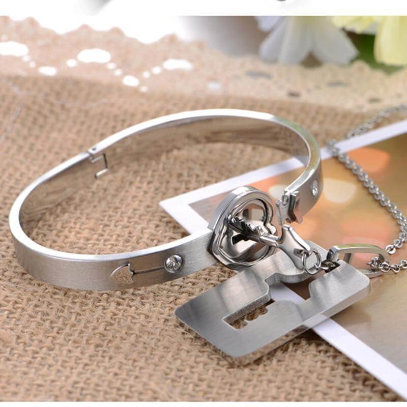 Conjunto de Pulsera + Collar "TÚ ERES LA LLAVE DE MI CORAZÓN"