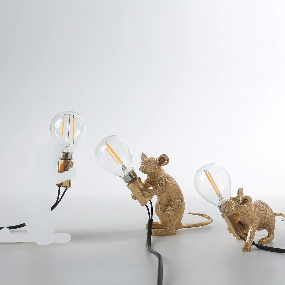 Lámpara de mesa con diseño de ratón adorable