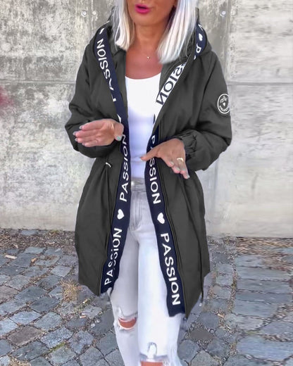 Abrigo midi para mujer de corte holgado con capucha y cordón ajustable