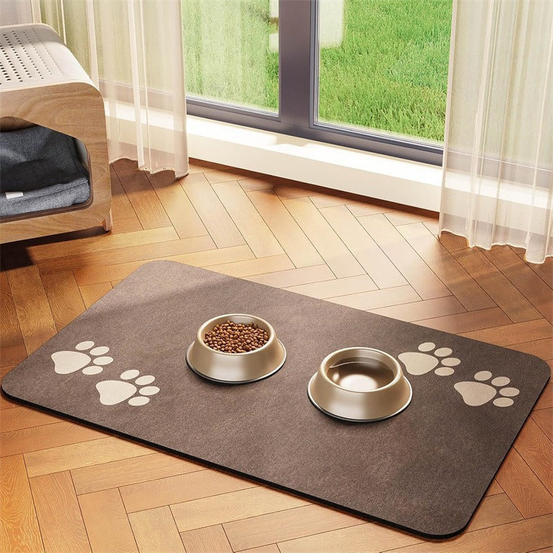 Alfombrilla para comederos de mascotas con base antideslizante