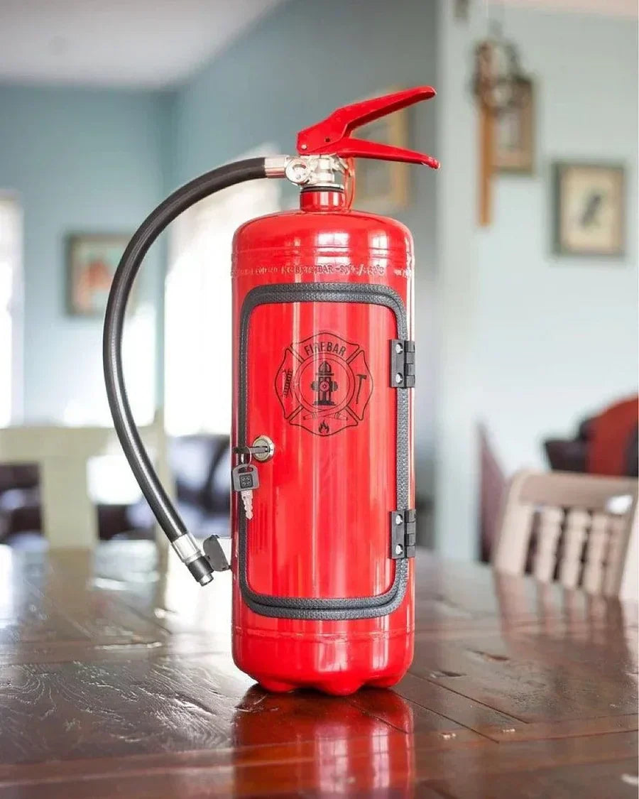 Almacenamiento de Whisky en Extintor de Incendios - Decoración Portátil para Vino