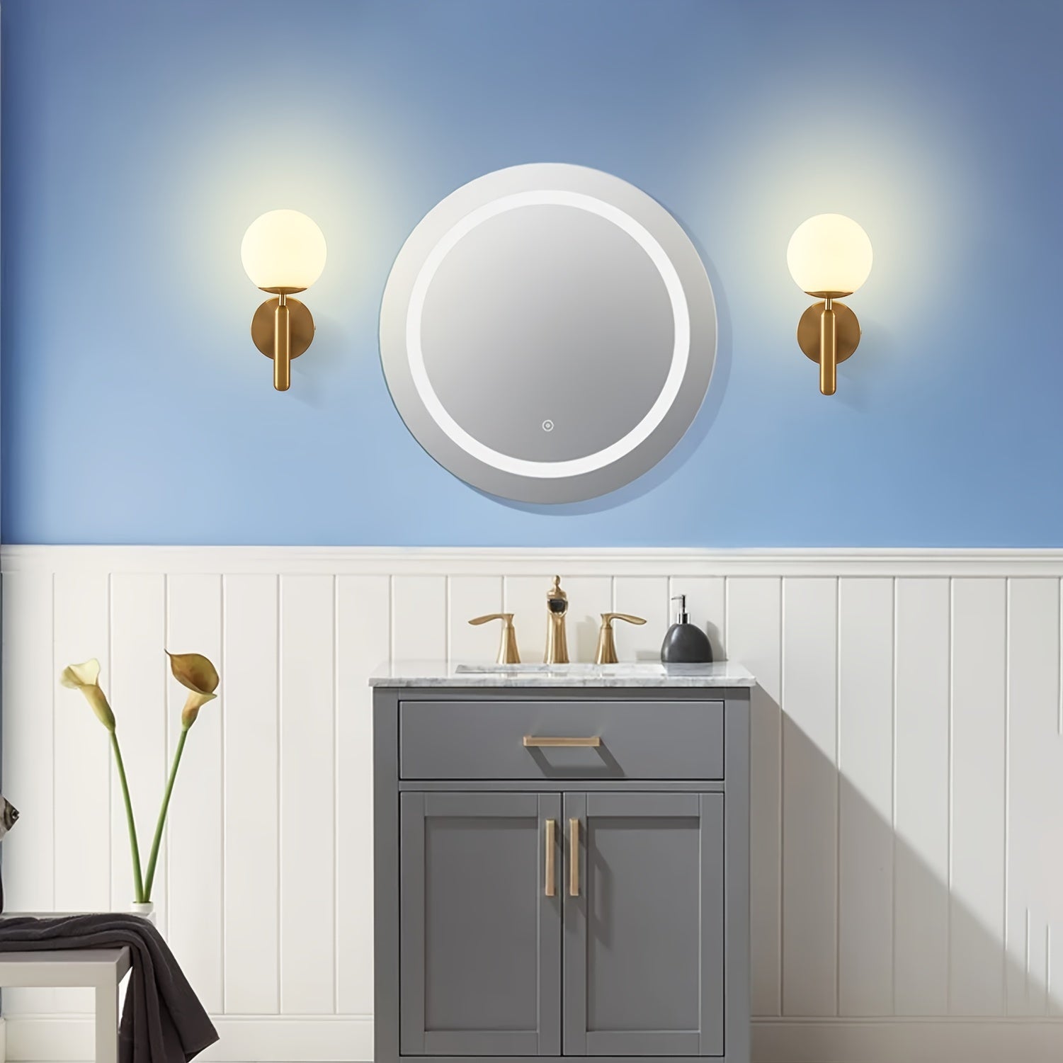 Aplique de Pared de Vidrio Moderno en Forma de Globo | Fijación Semi-Flush de Metal Pulido