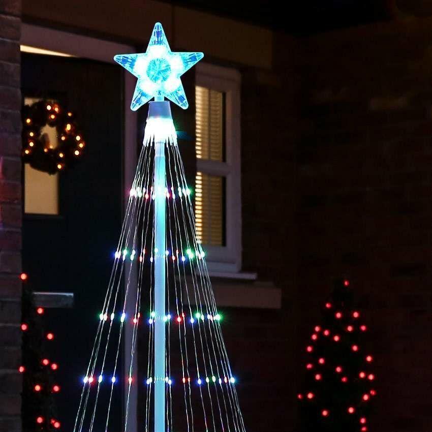 Árbol con espectáculo de luces coreografiado