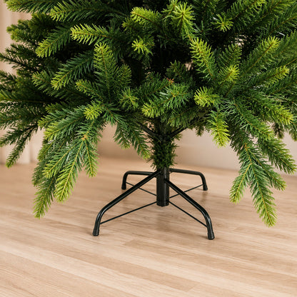 Árbol de Navidad nórdico de aspecto natural