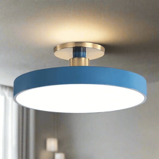 Armonía de Luz en Estilo Minimalista