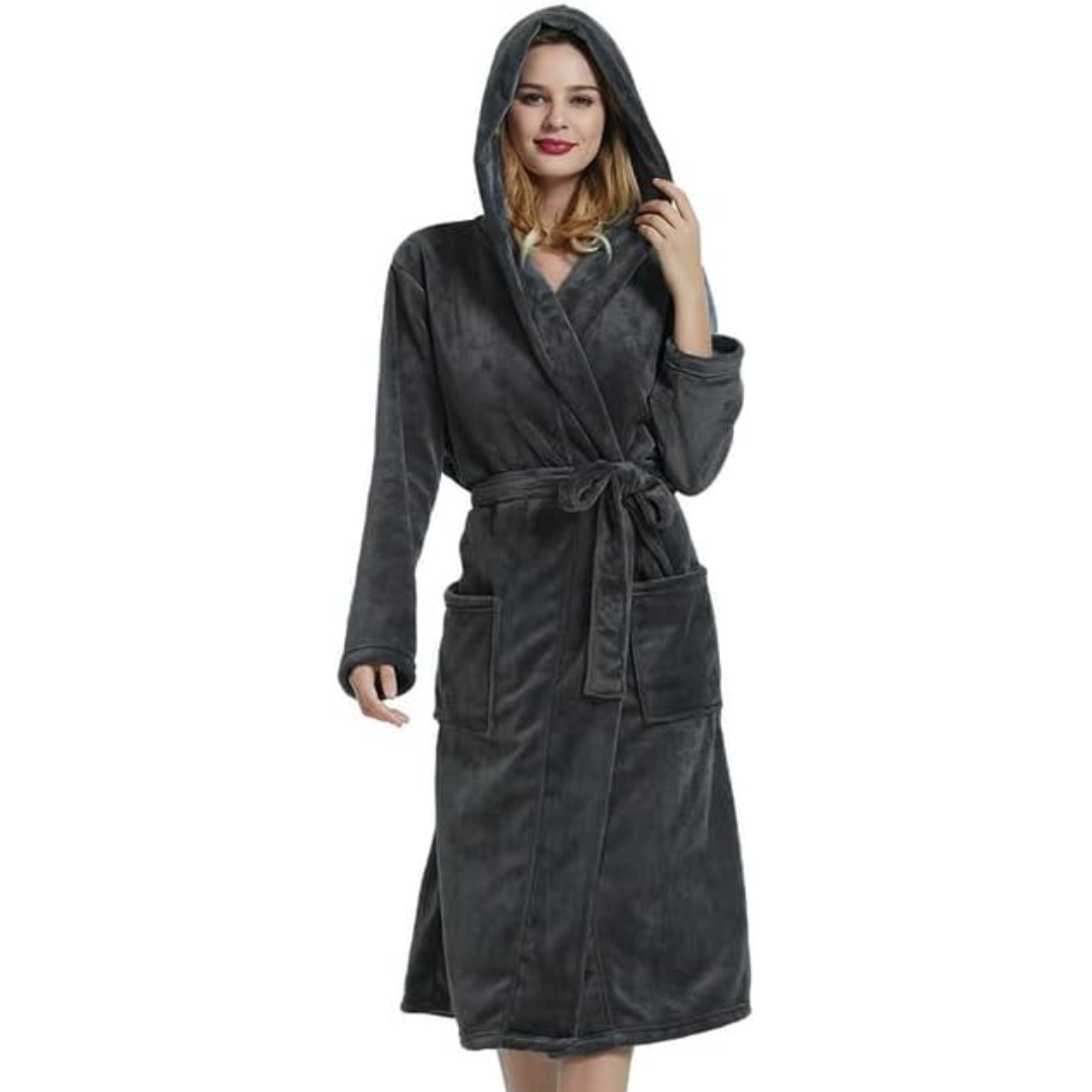 Bata de Baño de Forro Polar para Damas con Capucha – Vivianne
