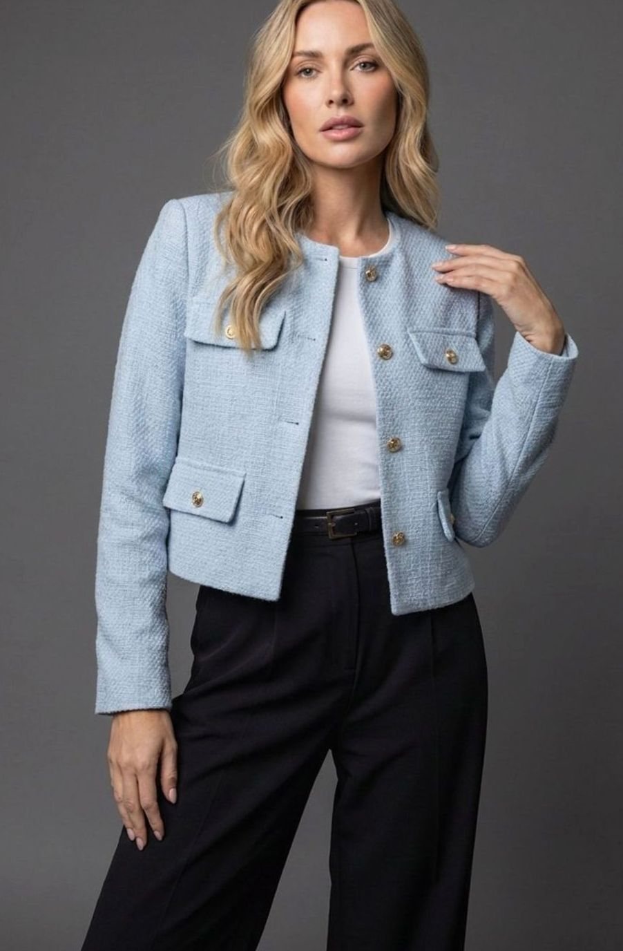 Blazer corto de tweed para mujer sin cuello con botones dorados y bolsillos con solapa