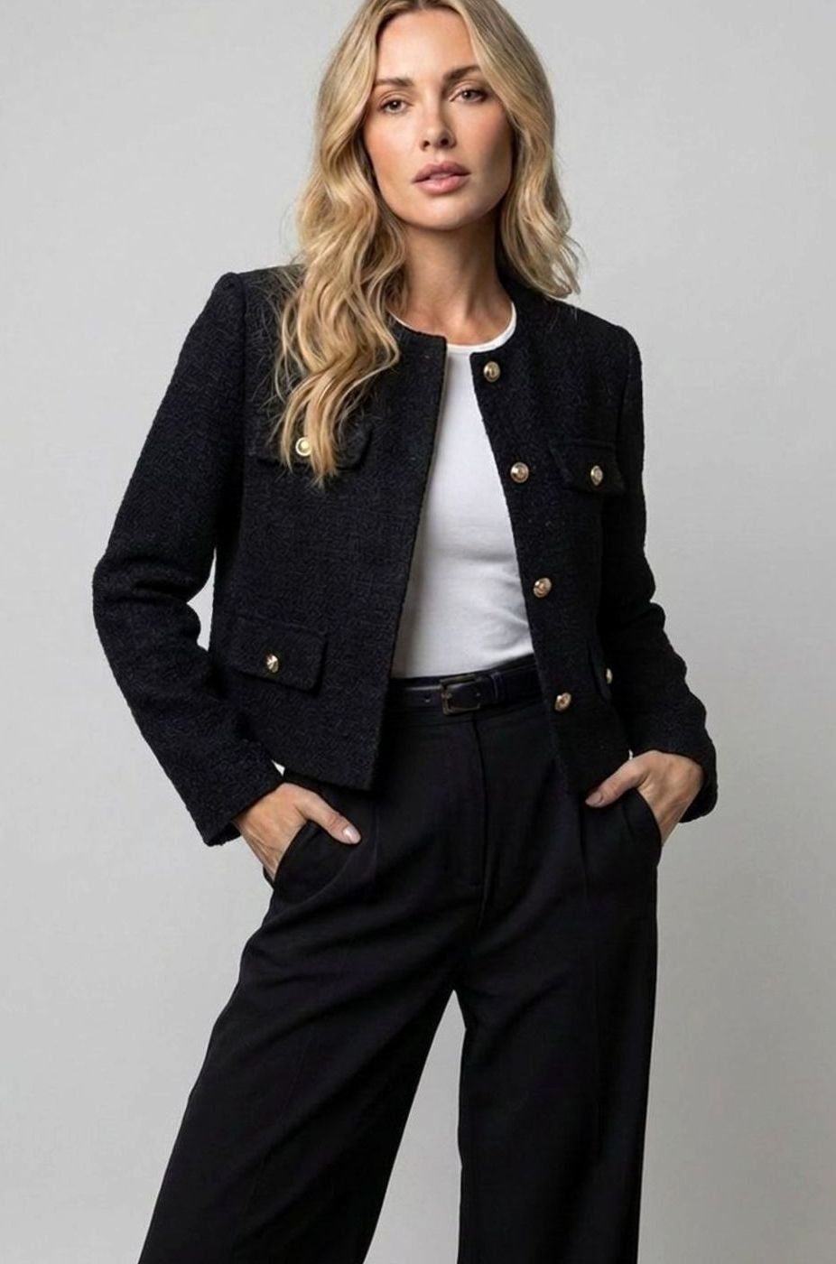Blazer corto de tweed para mujer sin cuello con botones dorados y bolsillos con solapa