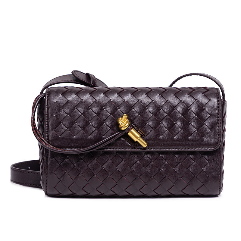 Bolso clutch bandolera trenzado