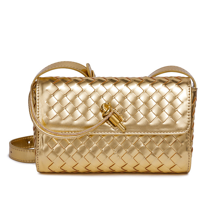 Bolso clutch bandolera trenzado