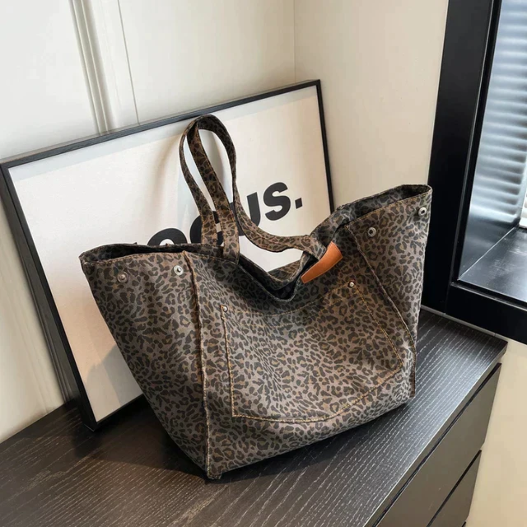 Bolso de Mano Elegante con Estampado de Leopardo - WildElegance