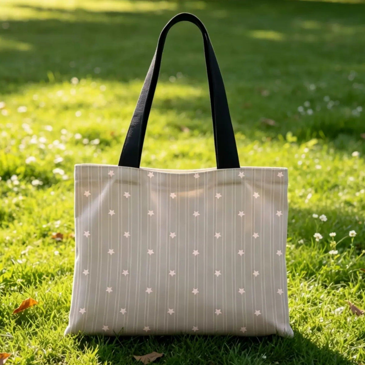 Bolso tote elegante con estampado de estrellas