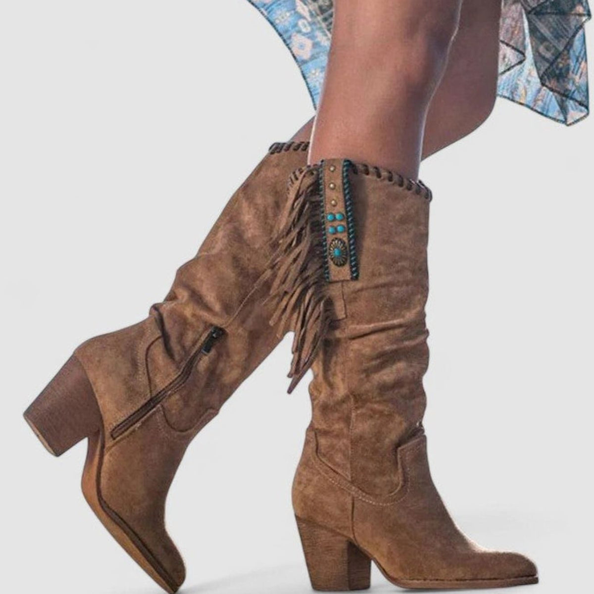 Botas camperas de caña alta de ante con flecos y tacón ancho para mujer