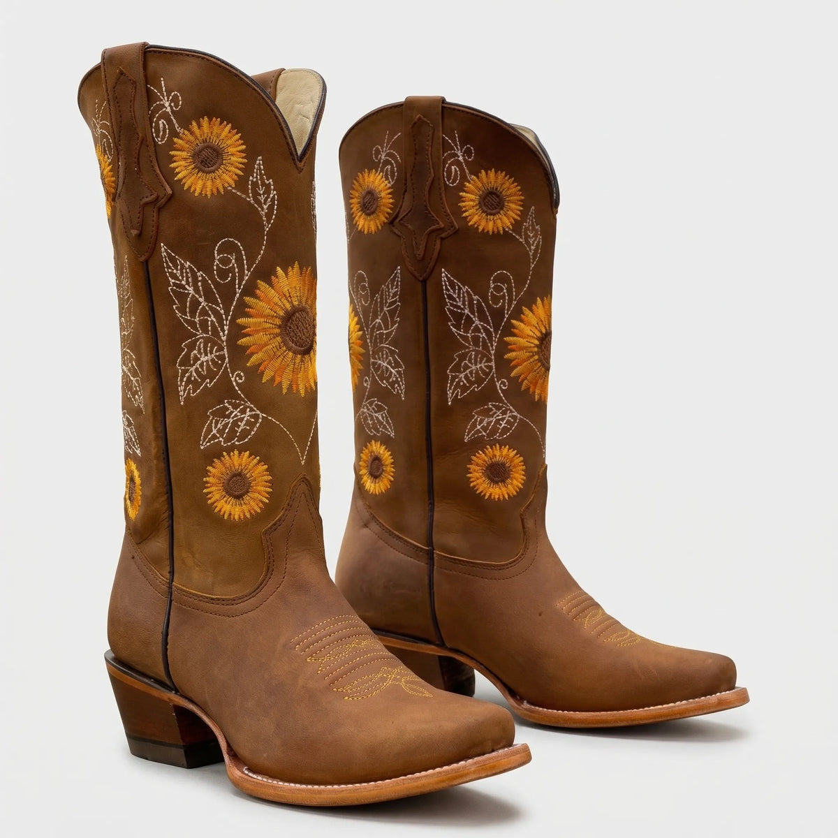 Botas vaqueras de estilo western con bordado de girasoles