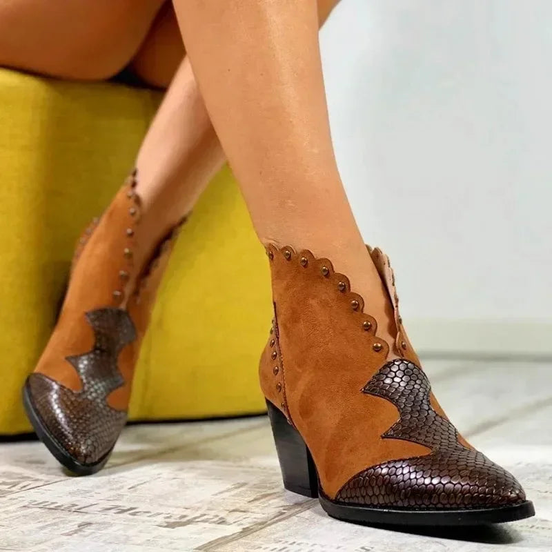 Botines camperos para mujer con cordones