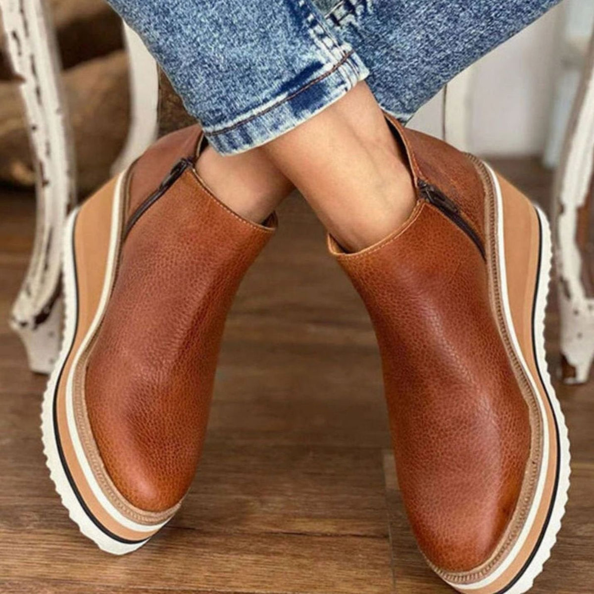 Botines Chelsea sin cordones con cuña y plataforma para mujer