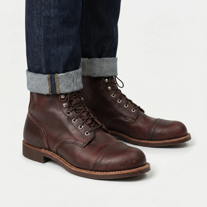 Botines con cordones