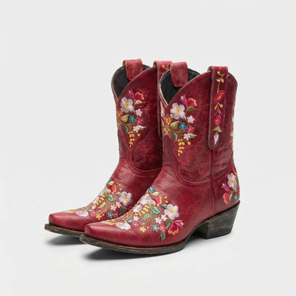 Botines cowboy con bordado floral