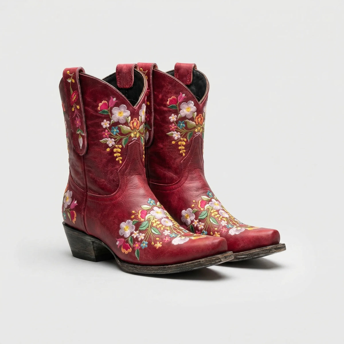 Botines cowboy con bordado floral
