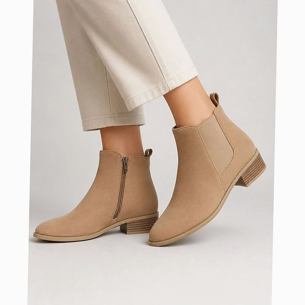 Botines de ante con tacón ancho y punta fina para mujer