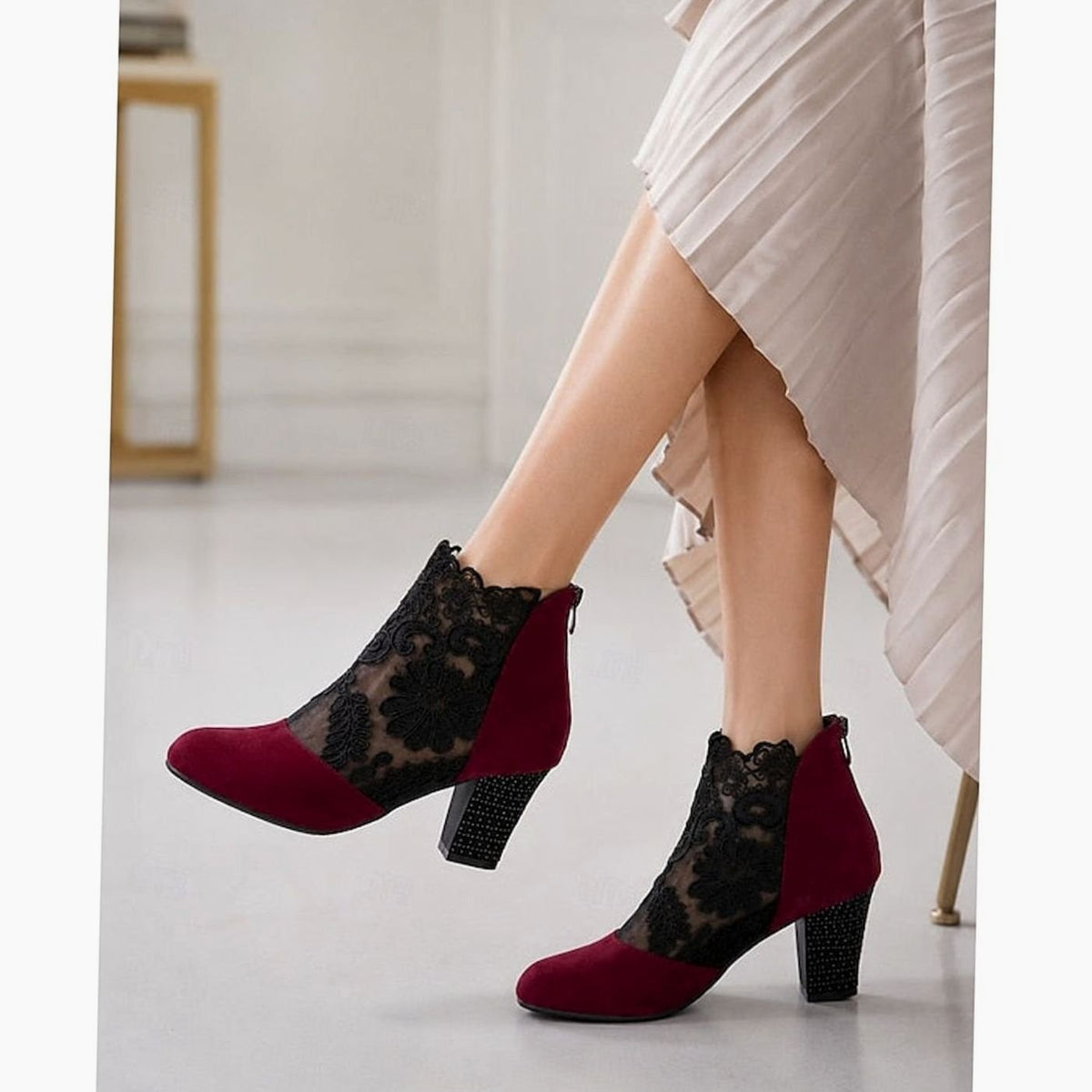 Botines de tacón ancho con detalle de encaje para mujer