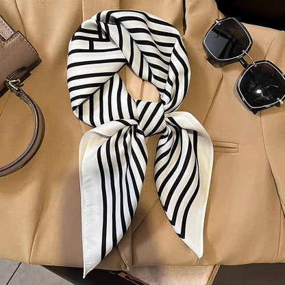 Bufanda de Cuadro de Seda Charm Sophia