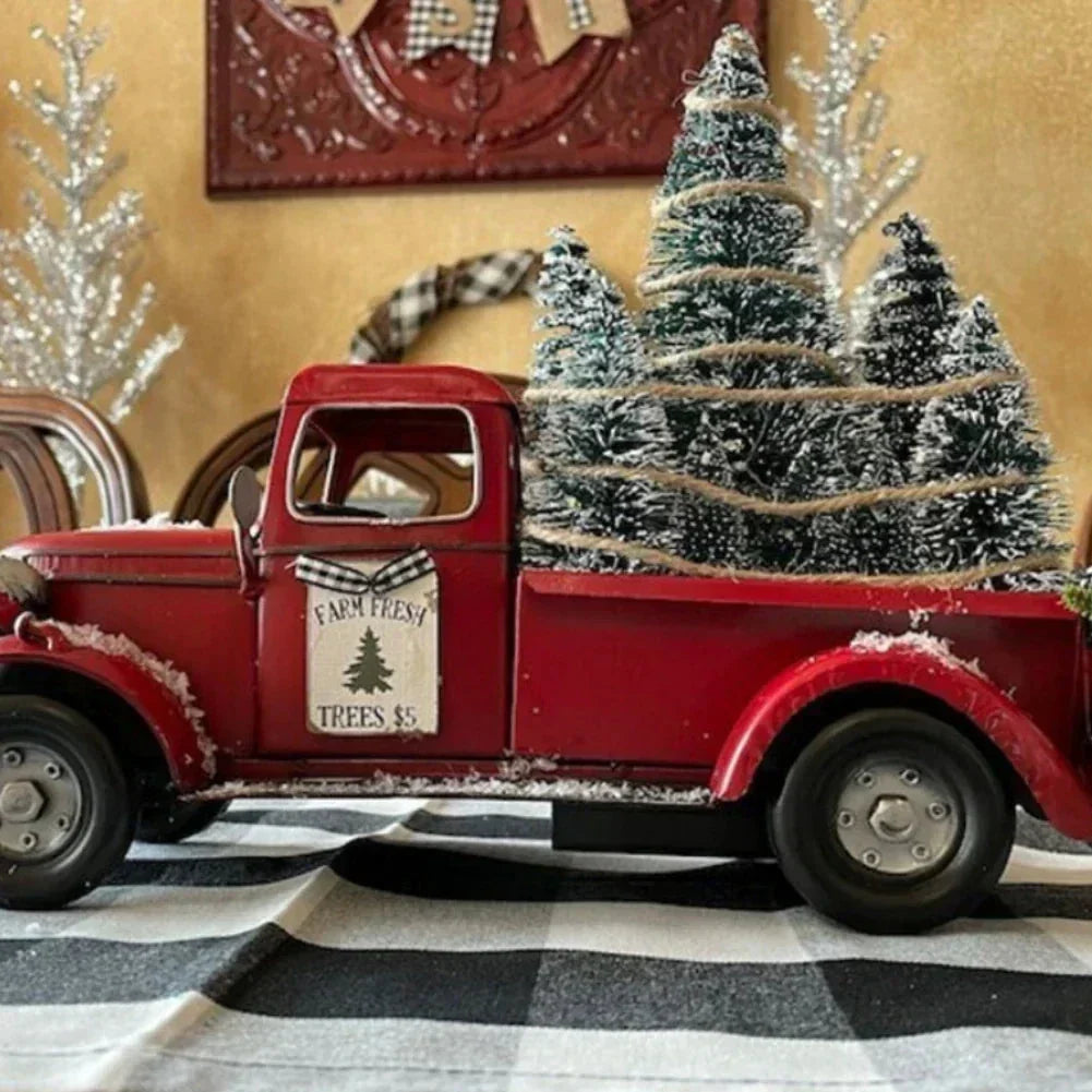 Camioneta roja de decoración navideña con árboles de escobillón y luces LED para mesa