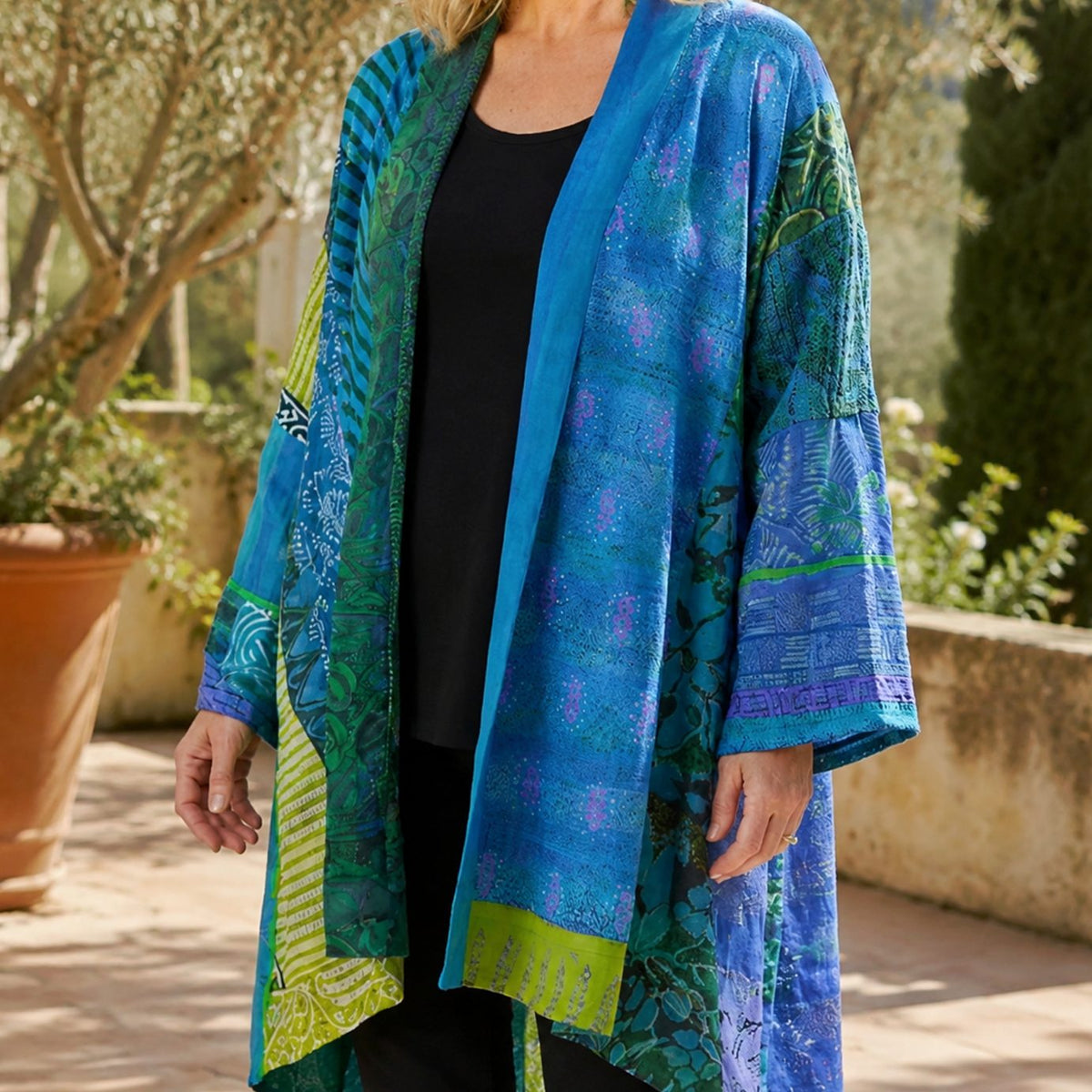 Cárdigan largo abierto de patchwork con mangas anchas para mujer