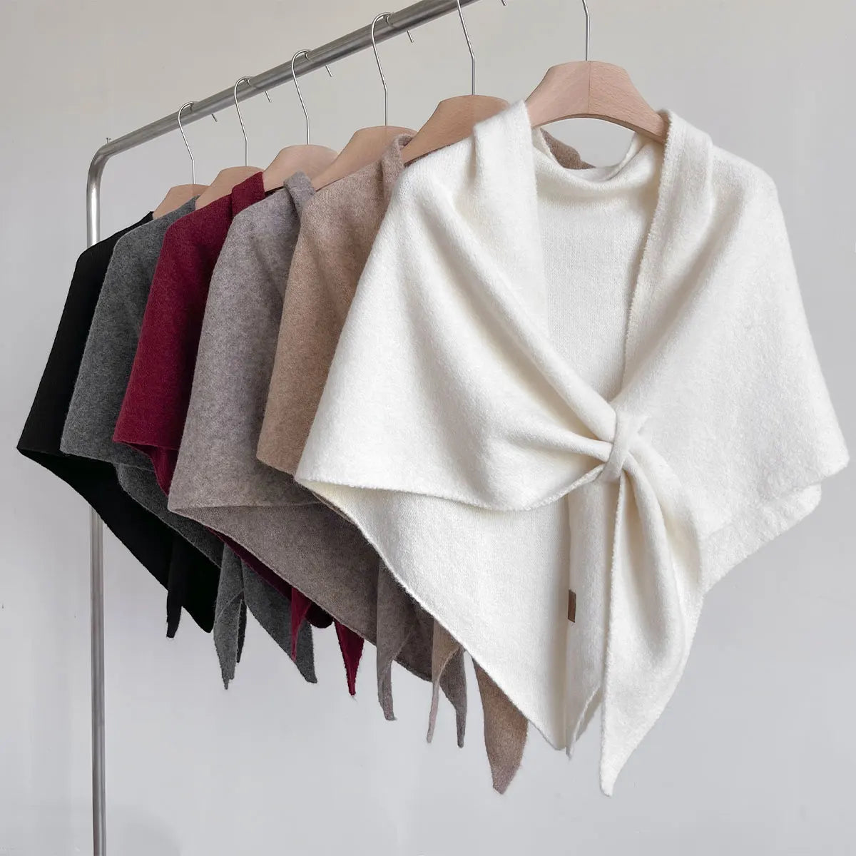 Chal triangular de lana de mujer para otoño e invierno