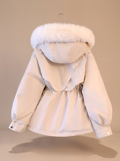 Chaqueta acolchada elegante para mujer con capucha de pelo sintético y cordón ajustable
