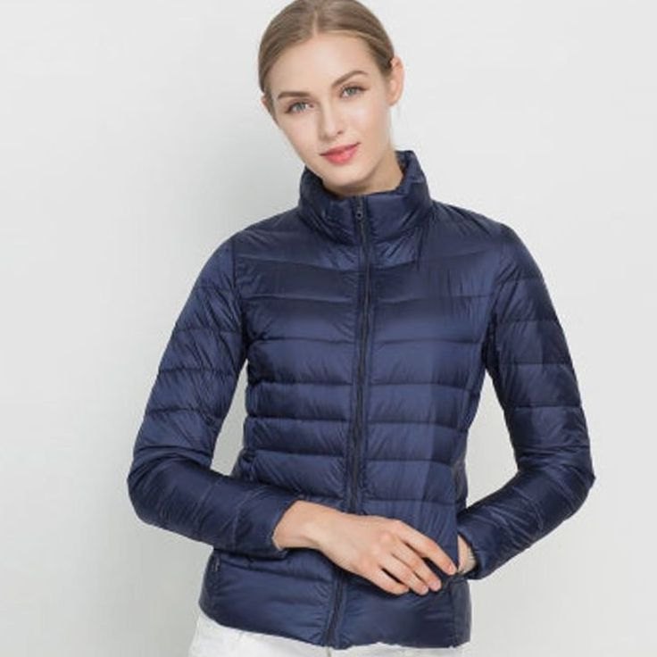 Chaqueta acolchada ligera de invierno para mujer con cuello alto y corte entallado