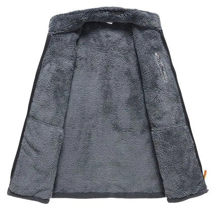 Chaqueta con cremallera y forro polar para hombre