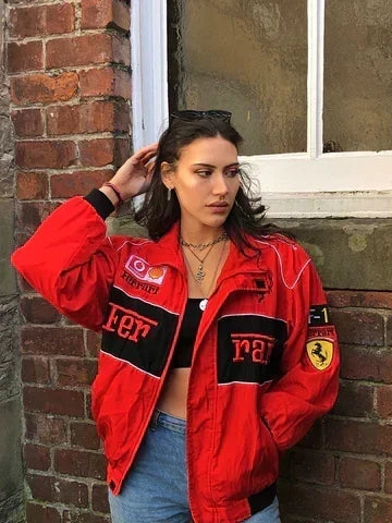 Chaqueta de carreras *oversize* para mujer - Estilo automovilismo en bloques de color con parches
