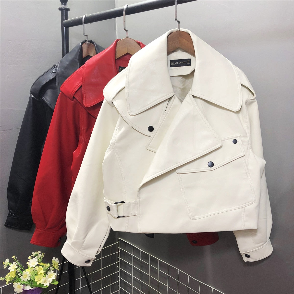 Chaqueta de cuero para mujer