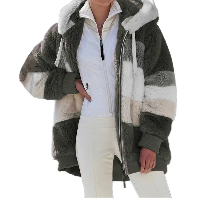 Chaqueta oversize con capucha para mujer