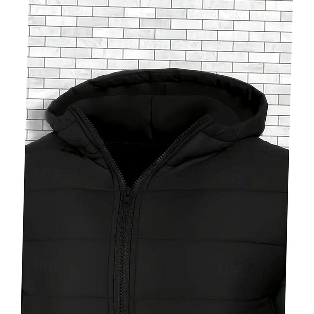 Chaqueta plumífera acolchada con capucha para hombre de corte regular