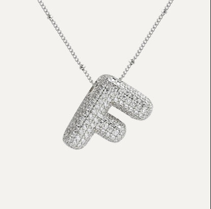 Collar de Letra de Diamante