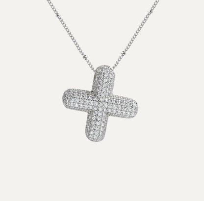 Collar de Letra de Diamante