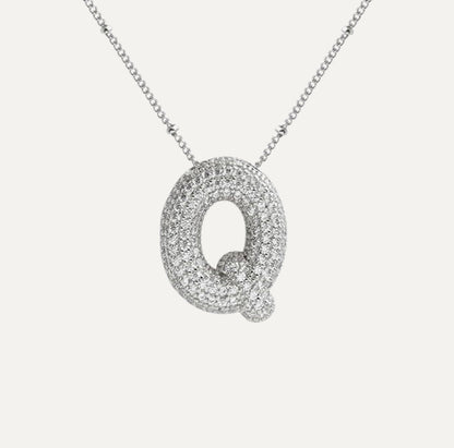 Collar de Letra de Diamante