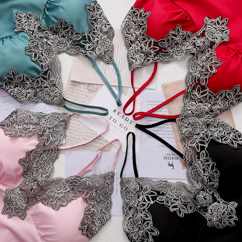 Conjunto de Pijamas de Seda Suave