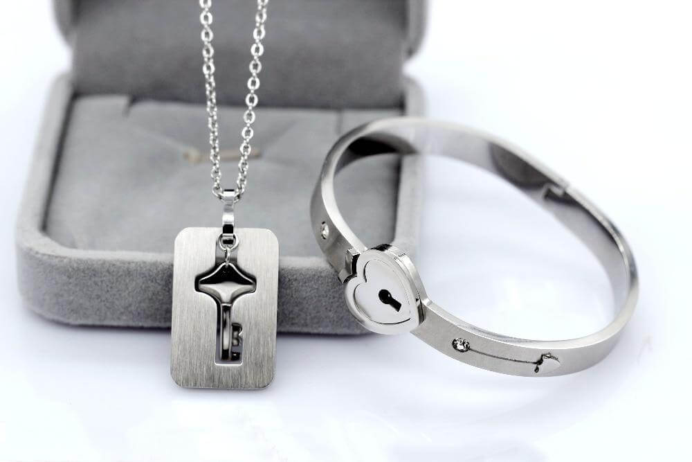 Conjunto de Pulsera + Collar "TÚ ERES LA LLAVE DE MI CORAZÓN"