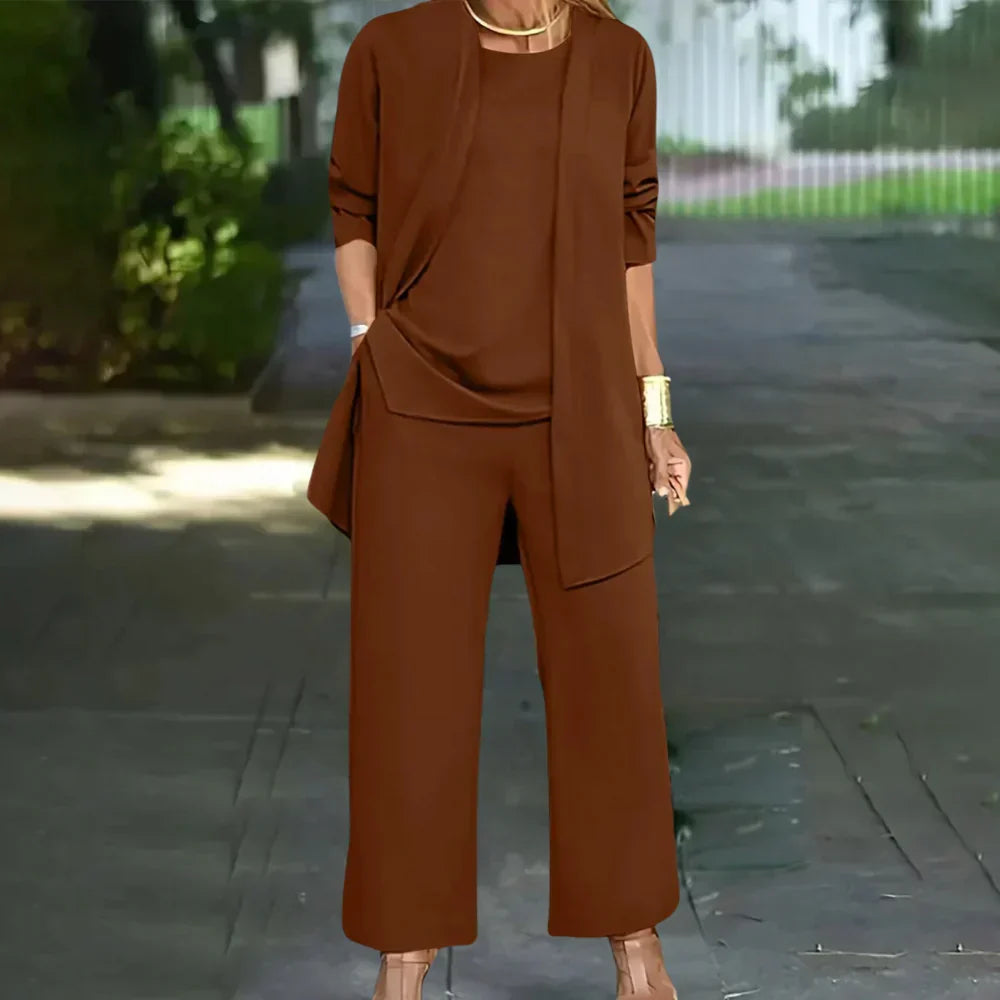 Conjunto de Tres Piezas Elegante para Mujer