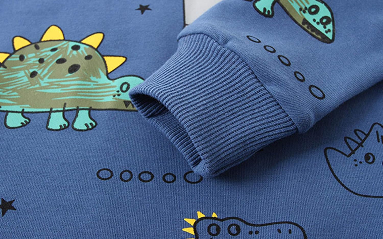 Conjunto para Niños: Conjunto de Ropa con Estampado de Dinosaurio