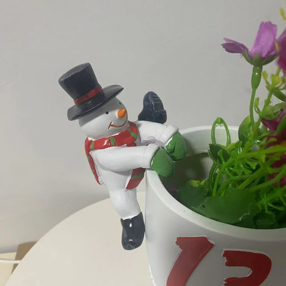 Decoración para plantas con figura de muñeco de nieve de estilo festivo