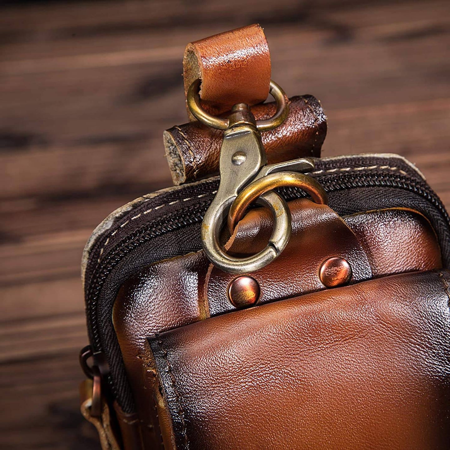 Elegante Bolsa de Cadera de Cuero para Hombres