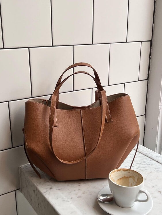 Elegante Bolsa Tote de Cuero de Gran Capacidad