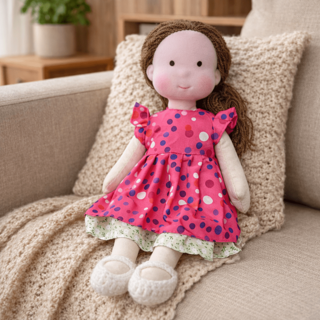 ELORA – Muñeca Waldorf Hecha a Mano de Algodón para Juego Creativo