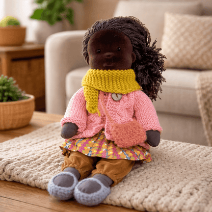 ELORA – Muñeca Waldorf Hecha a Mano de Algodón para Juego Creativo
